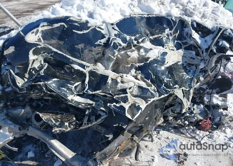 2017 Mercedes-Benz E 300 4Matic z USA, uszkodzony, nr VIN WDDZF4KB0HA177266